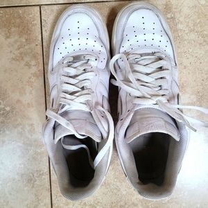 Men's Nike sneakers